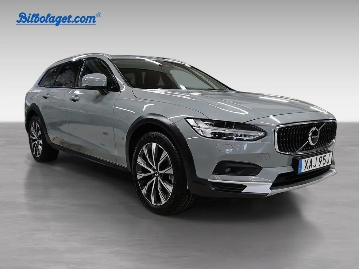 Volvo V90 2024