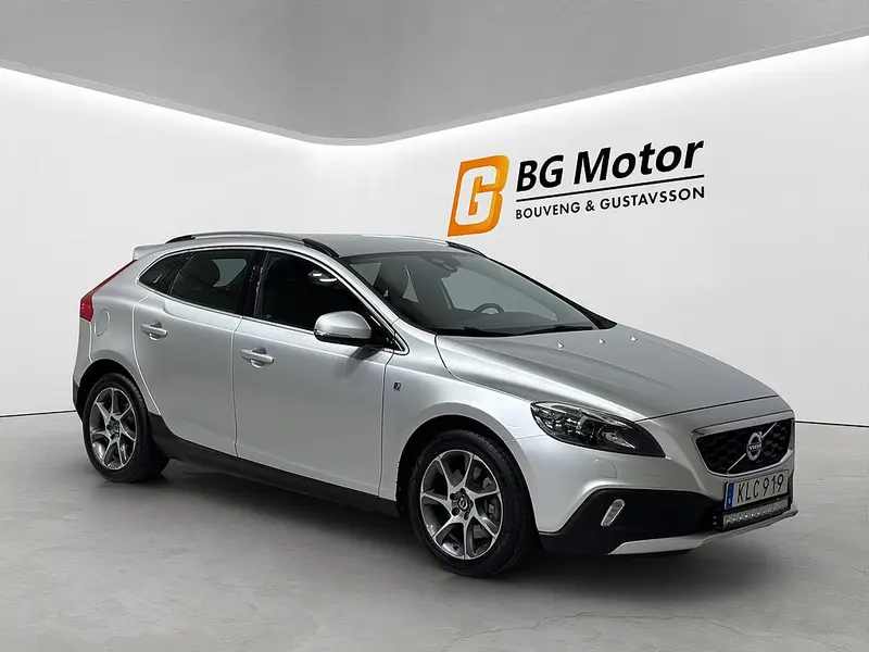 Volvo V40 2016
